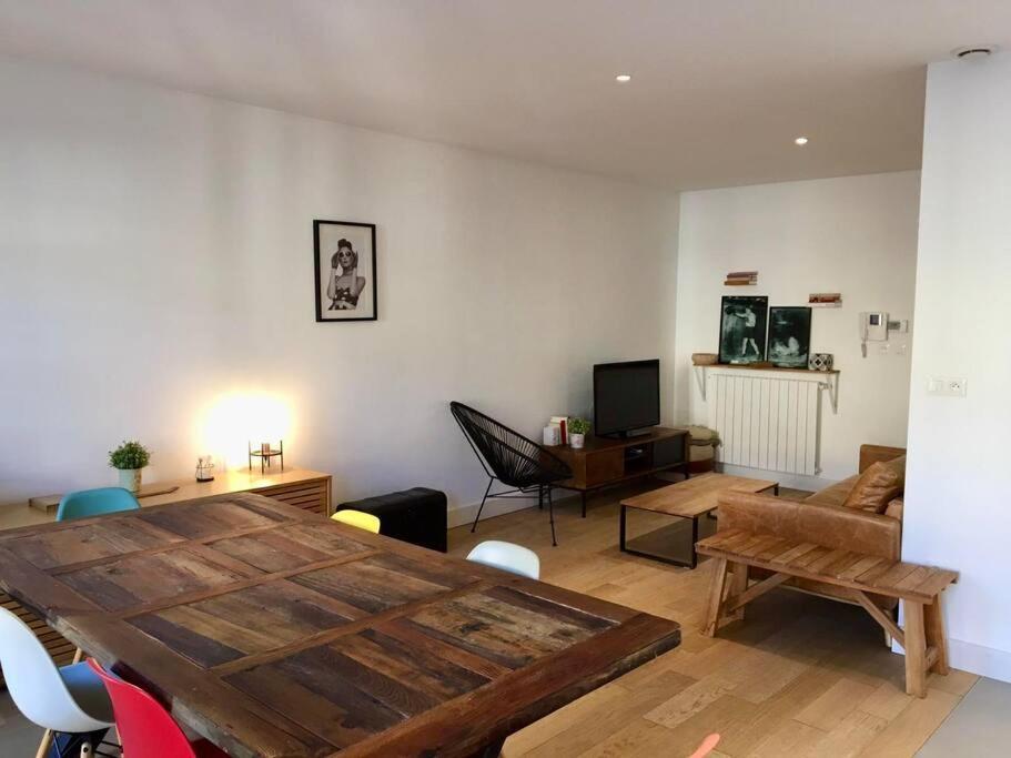 "Euzet" Joli Appartement A 2 Pas Du Centre Ville Sete Bagian luar foto